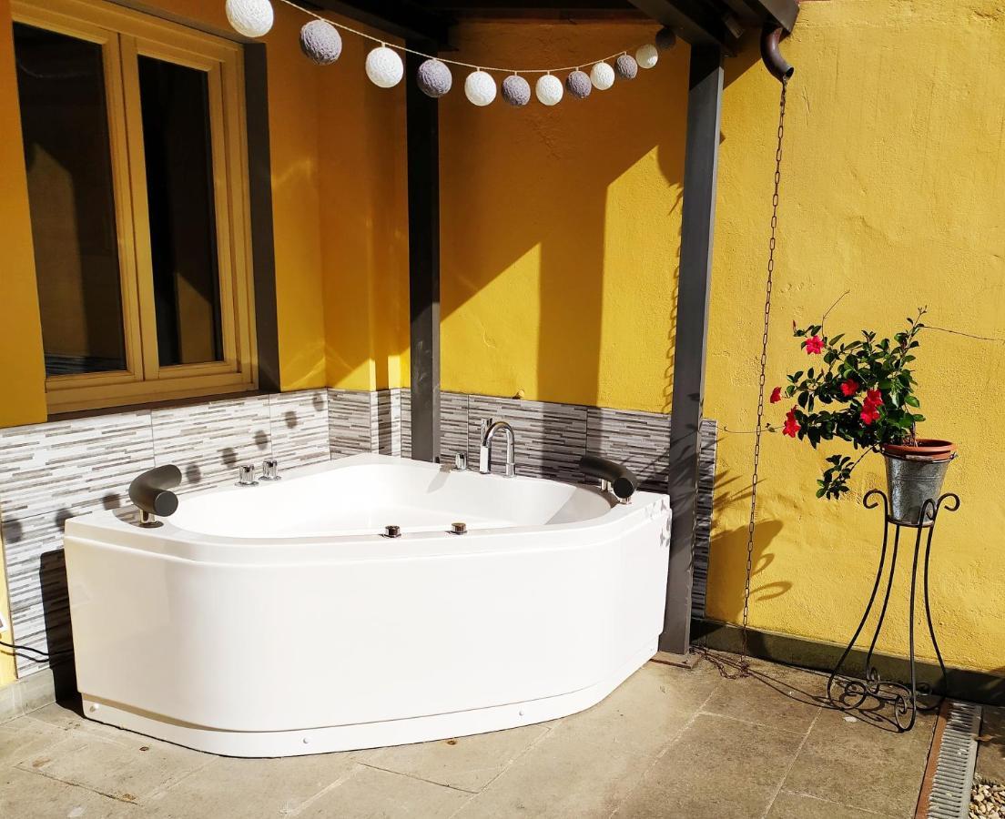 Apartamento Nadia's Lovely - With Private Garden And Jacuzzi Florencia